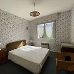 公寓 Rdc Avec Jardin A 500m De La Et 800m Des Commerces - Fr-1-361-493