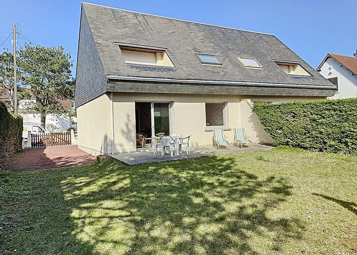 Rdc Avec Jardin A 500m De La Et 800m Des Commerces - Fr-1-361-493 瑞卢维尔莱潘